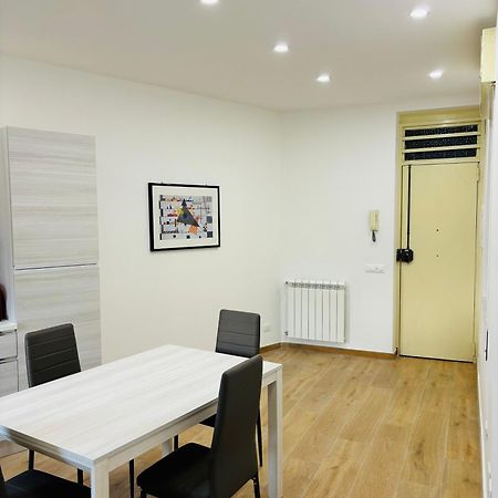 Perni Rooms Palermo Eksteriør bilde