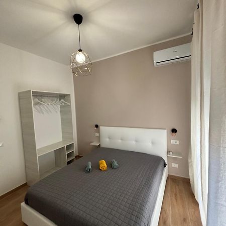 Perni Rooms Palermo Eksteriør bilde
