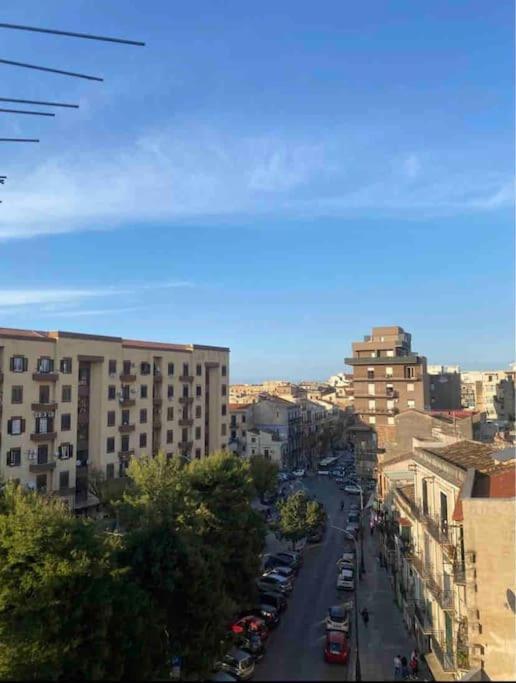 Perni Rooms Palermo Eksteriør bilde
