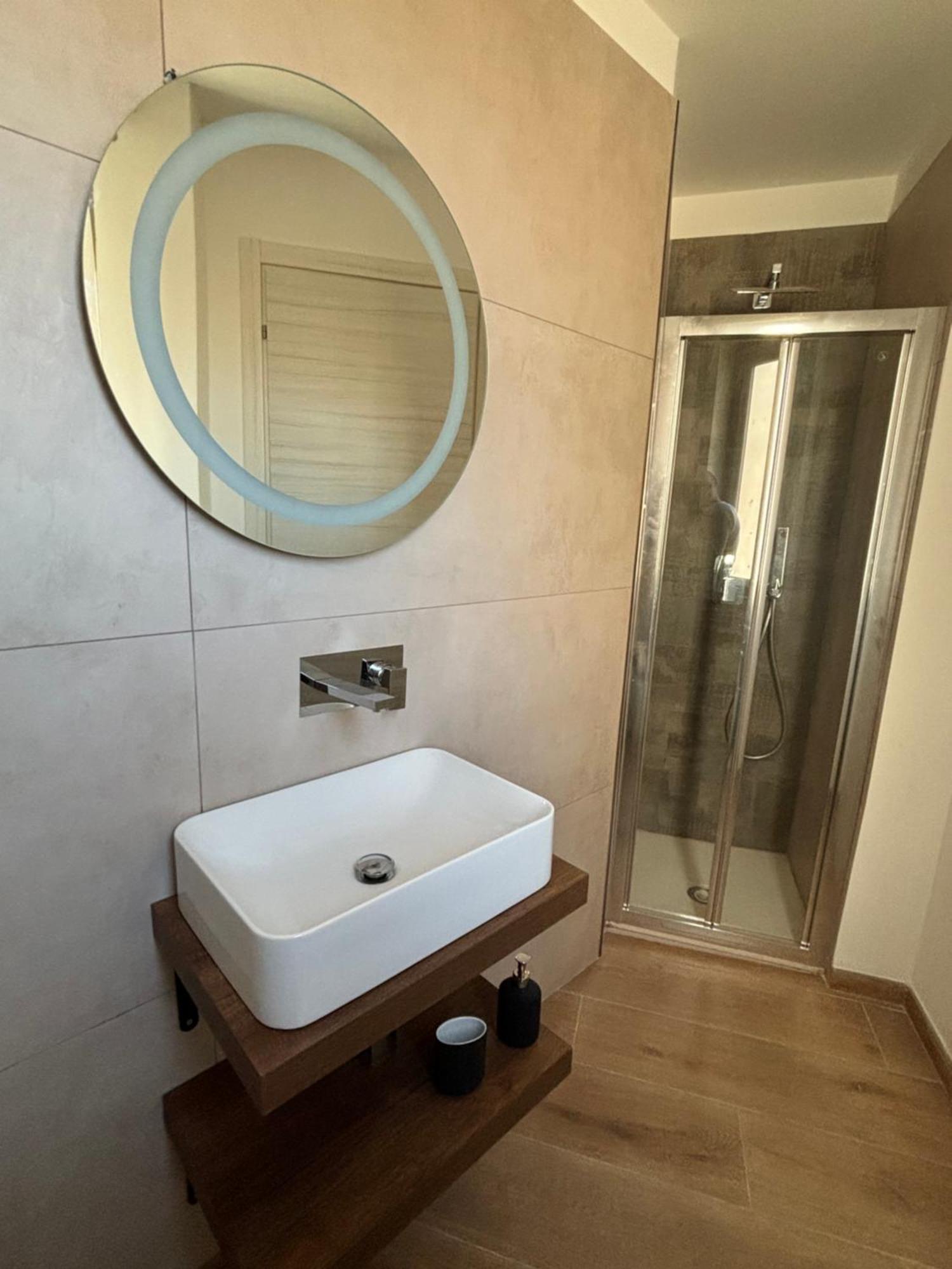 Perni Rooms Palermo Eksteriør bilde