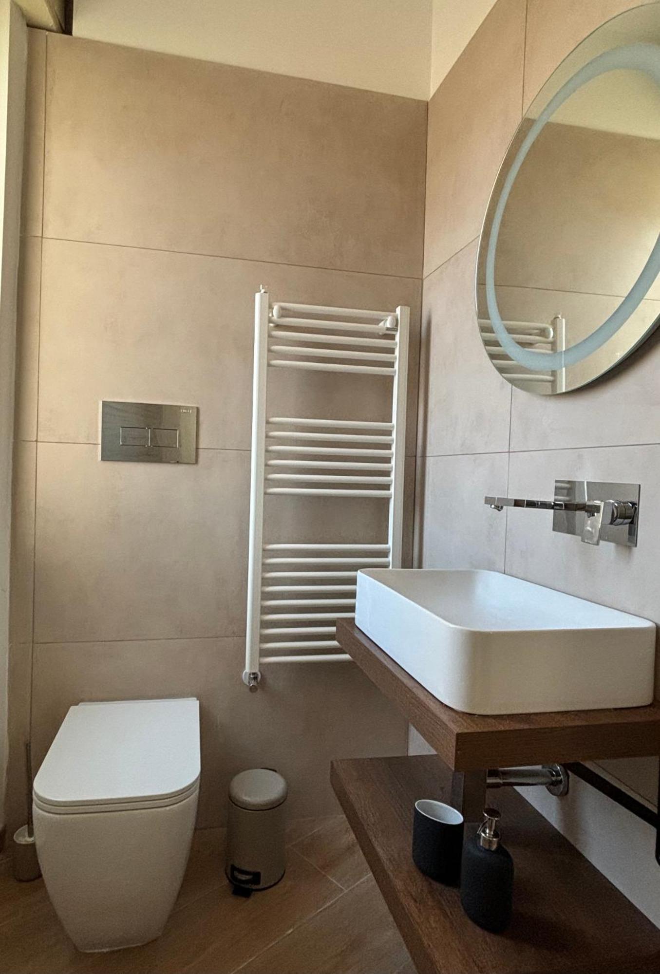 Perni Rooms Palermo Eksteriør bilde