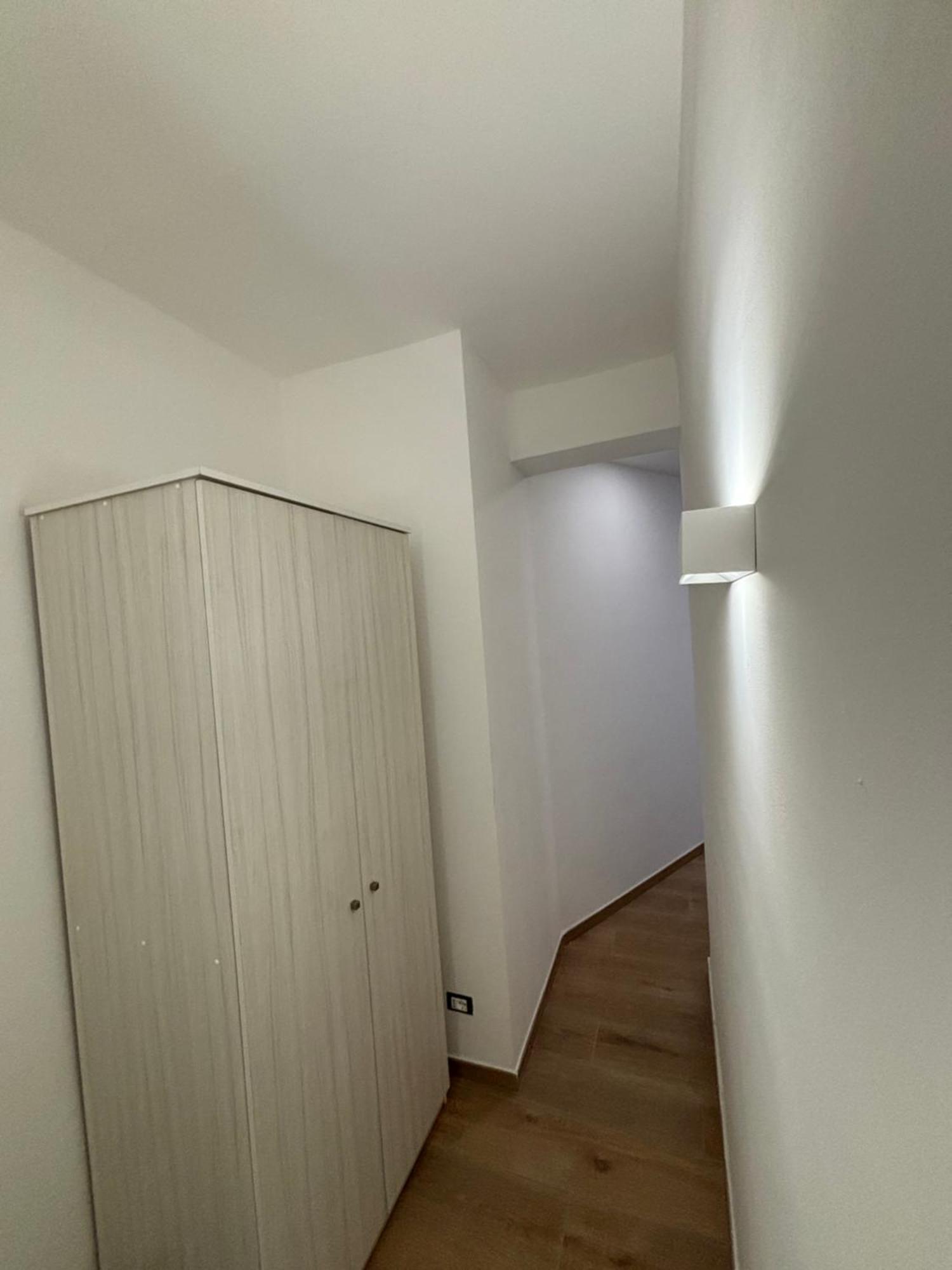 Perni Rooms Palermo Eksteriør bilde